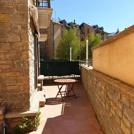 Vut Consejo De Cientos Apartment *